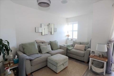 1 bedroom apartment for sale, South Drive