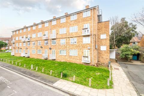 33 Wanley Road, London, SE5 8AT
