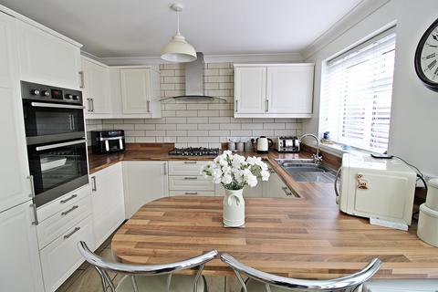 26 Bluebell Drive, Llanharan, Pontyclun, CF72 9UN