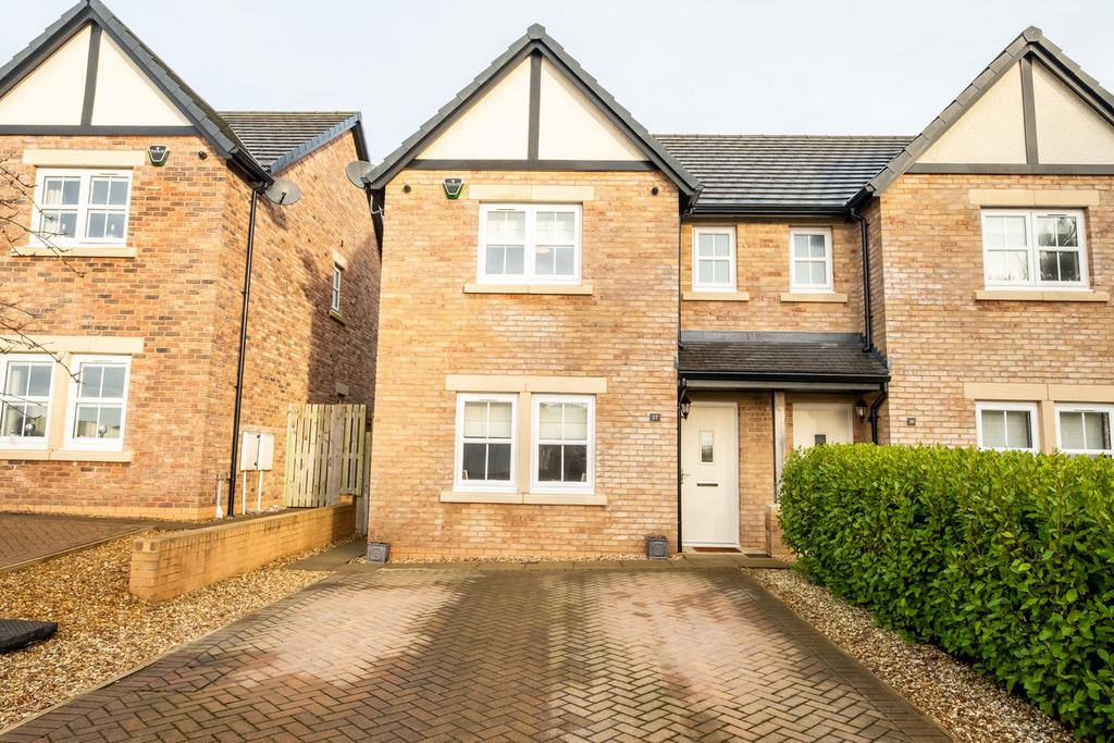 Langton Lane, Preston, PR4 3 bed semidetached house for sale £335,000