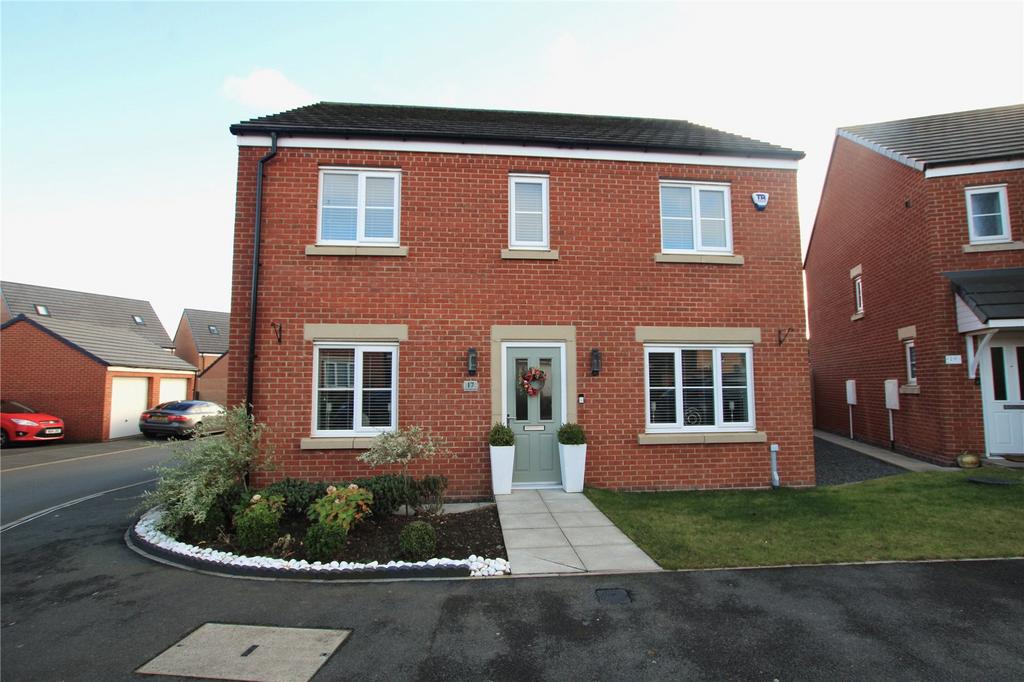 Shildon, Co Durham DL4 4 bed detached house for sale £230,000