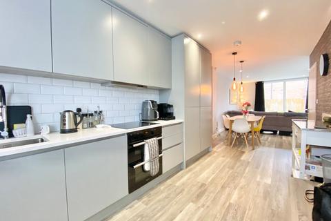 306 Mauldeth Road, Manchester, M19 1DZ