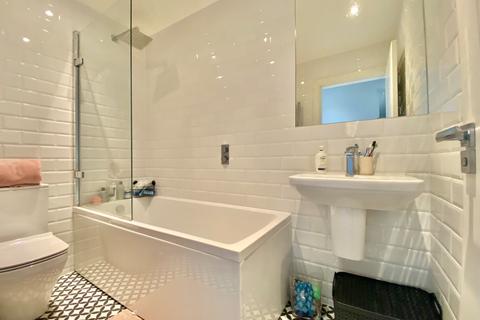 306 Mauldeth Road, Manchester, M19 1DZ