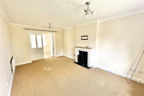6 Starbeck Close, Bury, BL8 2UP