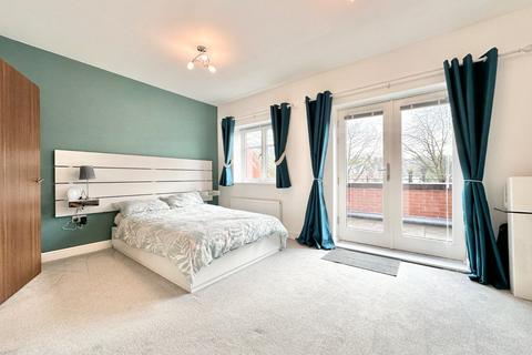 3 bedroom terraced house for sale, Altrincham, Cheshire WA14