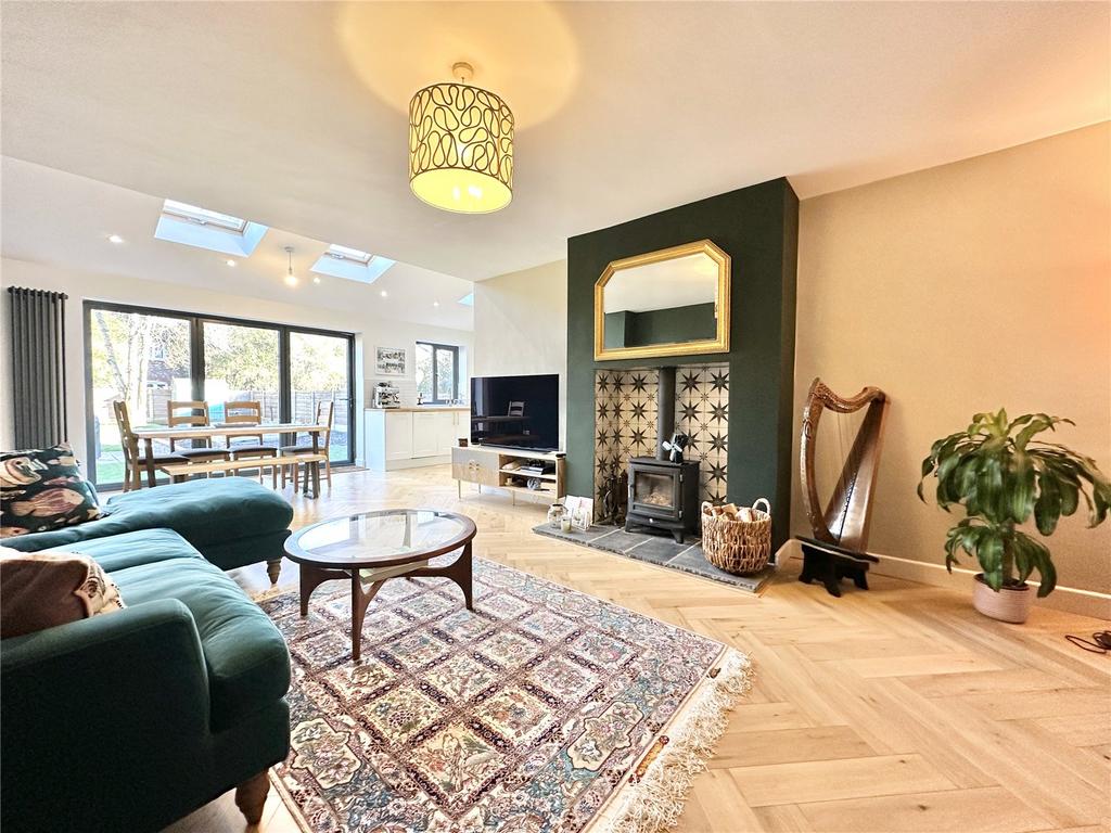 Chorlton, Manchester M21 3 bed semidetached house for sale £375,000