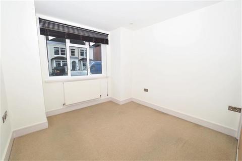 undefined, Queens Road, Buckhurst Hill, IG9