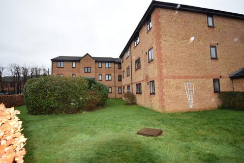 2 bedroom apartment to rent, Walpole Road, Slough, Berkshire, SL1