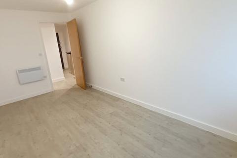 2 bedroom apartment to rent, 65 Furness Quay, Manchester M50