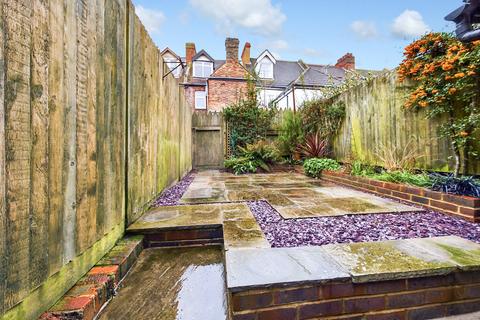 15 Boscombe Road, Folkestone, CT19 5BD