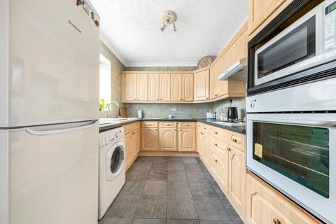 146 Anstridge Road, London, SE9 2LN