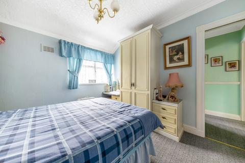 146 Anstridge Road, London, SE9 2LN