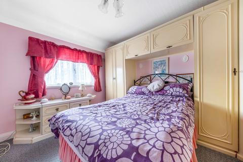 146 Anstridge Road, London, SE9 2LN