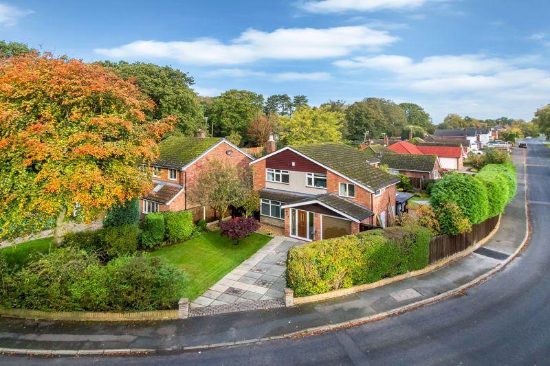 Longdown Road, Congleton 4 bed detached house for sale £450,000