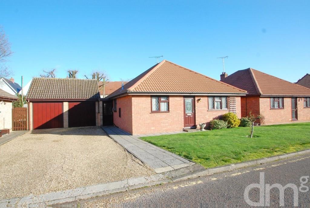 Morley Road, Tiptree 2 bed detached bungalow for sale £400,000