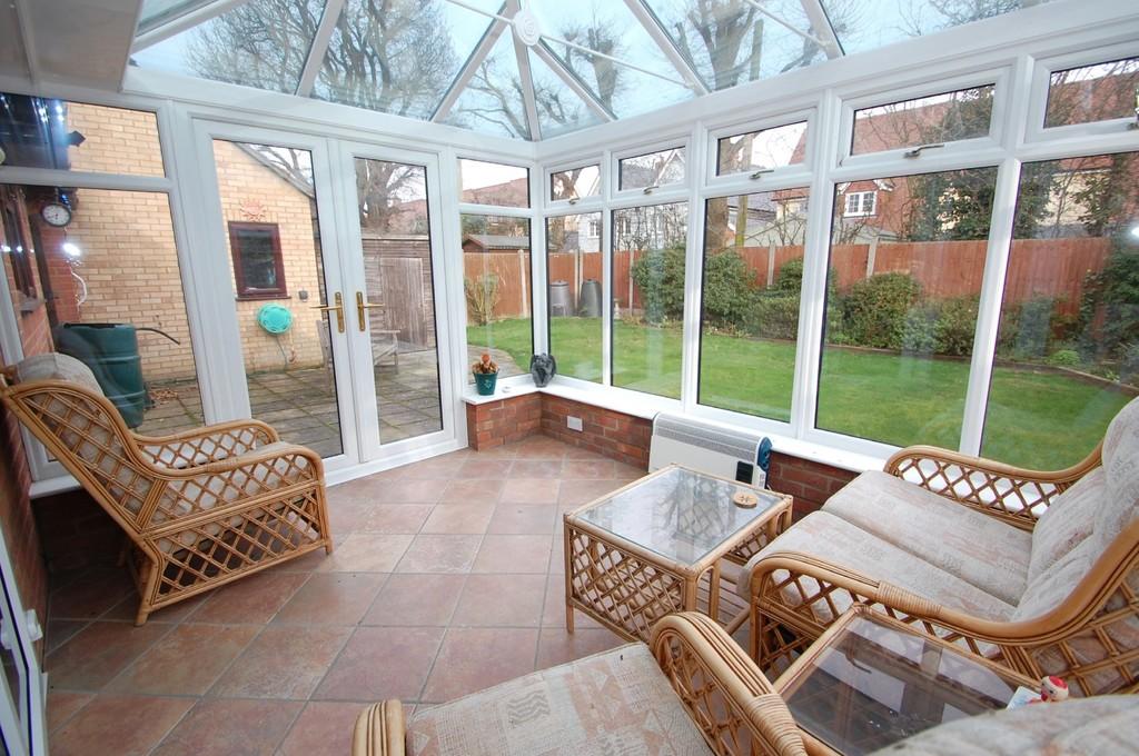 Morley Road, Tiptree 2 bed detached bungalow for sale £400,000