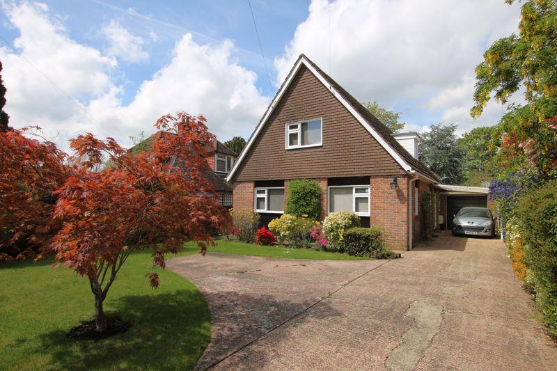Bridge Road, Cranleigh 4 bed detached house £898,000