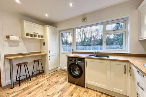 23 Furzeland Drive, Neath, SA10 7UF