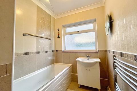 23 Furzeland Drive, Neath, SA10 7UF