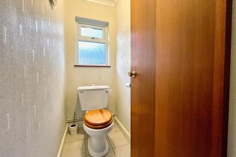 23 Furzeland Drive, Neath, SA10 7UF