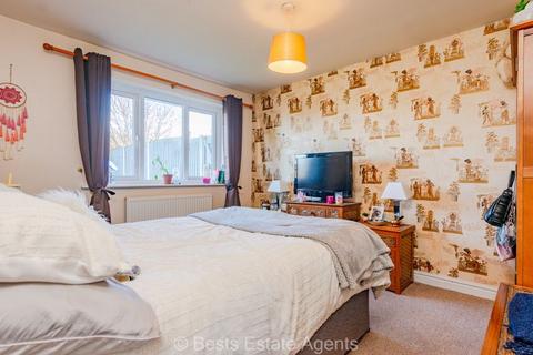 2 bedroom bungalow for sale, Camrose Close, Runcorn
