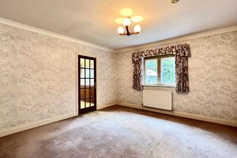 2 bedroom bungalow for sale, Breowan Close, Ilminster, Somerset TA19