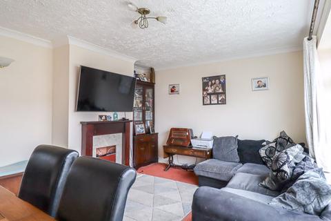 3 bedroom semi-detached house for sale, Mandeville Way, Benfleet