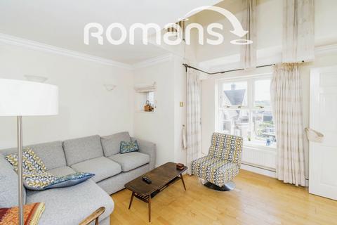 2 bedroom apartment to rent, Hyde, Central Winchester