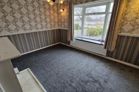 3 bedroom semi-detached house to rent, Wolverhampton Road, Essington, Wolverhampton, Staffordshire, WV11