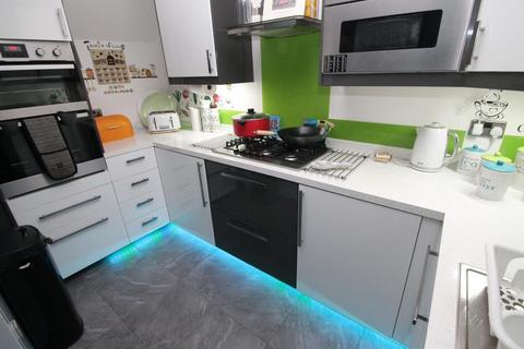 8 Thornhill Close, Brynmawr, Ebbw Vale, NP23 4SA