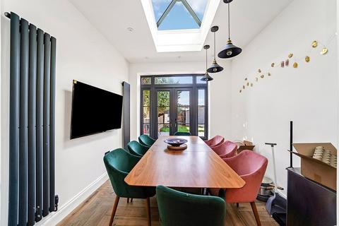 72 Upney Lane, Barking, IG11 9LR
