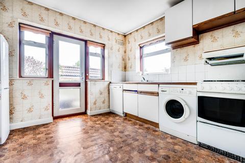 68 Pickhurst Park, Bromley, BR2 0TW