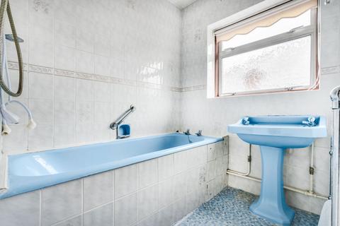 68 Pickhurst Park, Bromley, BR2 0TW