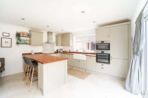 9 Ashcombe Park Road, Weston-super-mare, BS23 2YE