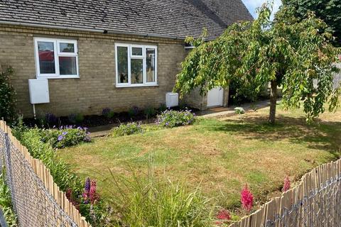 2 bedroom semi-detached bungalow for sale, Orchard Way, Middle Barton, Chipping Norton