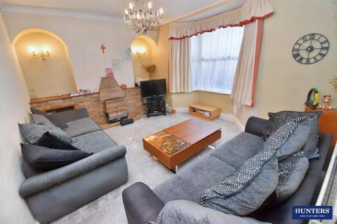 3 bedroom end of terrace house for sale, Pullman Road, Wigston