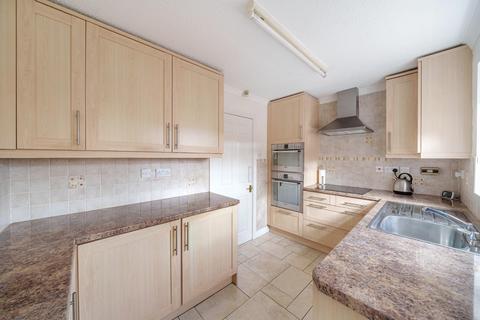 12 Cedar Drive, Tadcaster, LS24 9TJ
