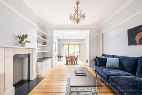 6 bedroom detached house to rent, Hillcourt Avenue, West Finchley, London N12 - SEE VIRTUAL TOUR