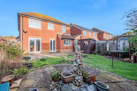 4 bedroom detached house for sale, Micklefield Way, Seaford