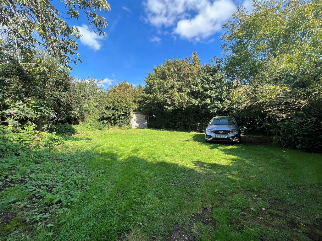 12, Church Road, Chelmondiston, Ipswich Land for sale £50,000