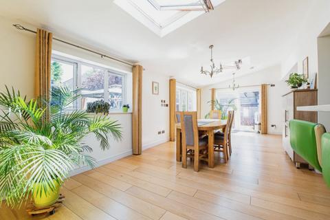 4 bedroom detached house for sale, Moss Bank, Meesons Lane, Grays