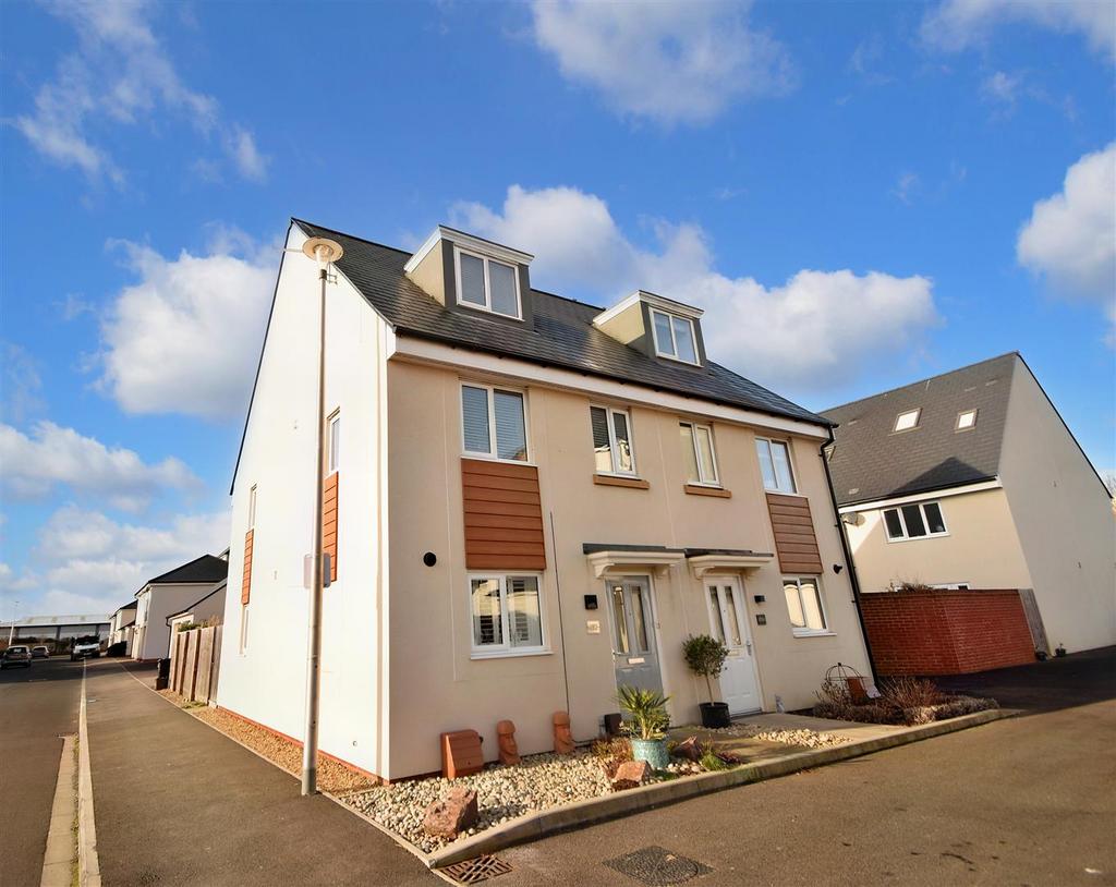 Papermill Gardens, Portishead 3 bed semidetached house for sale £450,000