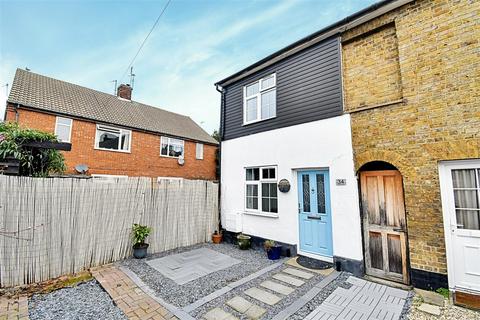 3 bedroom end of terrace house for sale, Davies Street, Hertford SG13