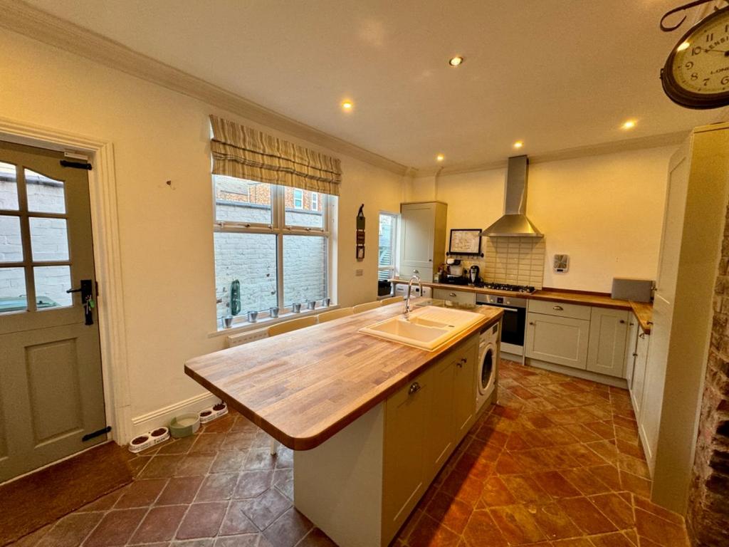 Breakfast Kitchen