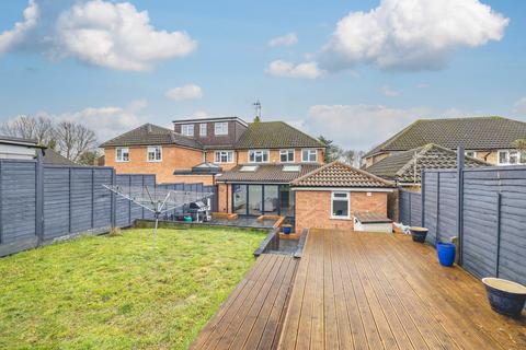 35 Bunby Road, Stoke Poges, Slough, SL2 4BS