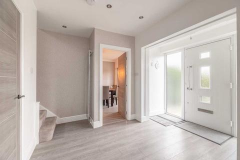 35 Bunby Road, Stoke Poges, Slough, SL2 4BS