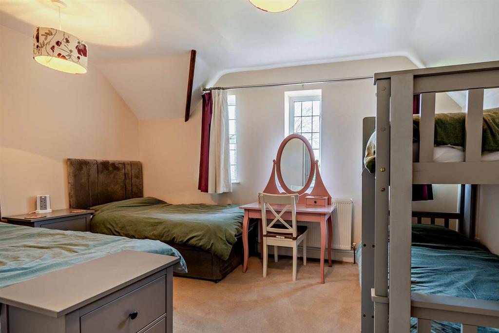8582692-interior22-800.jpg