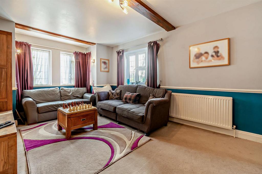 8582692-interior02-800.jpg