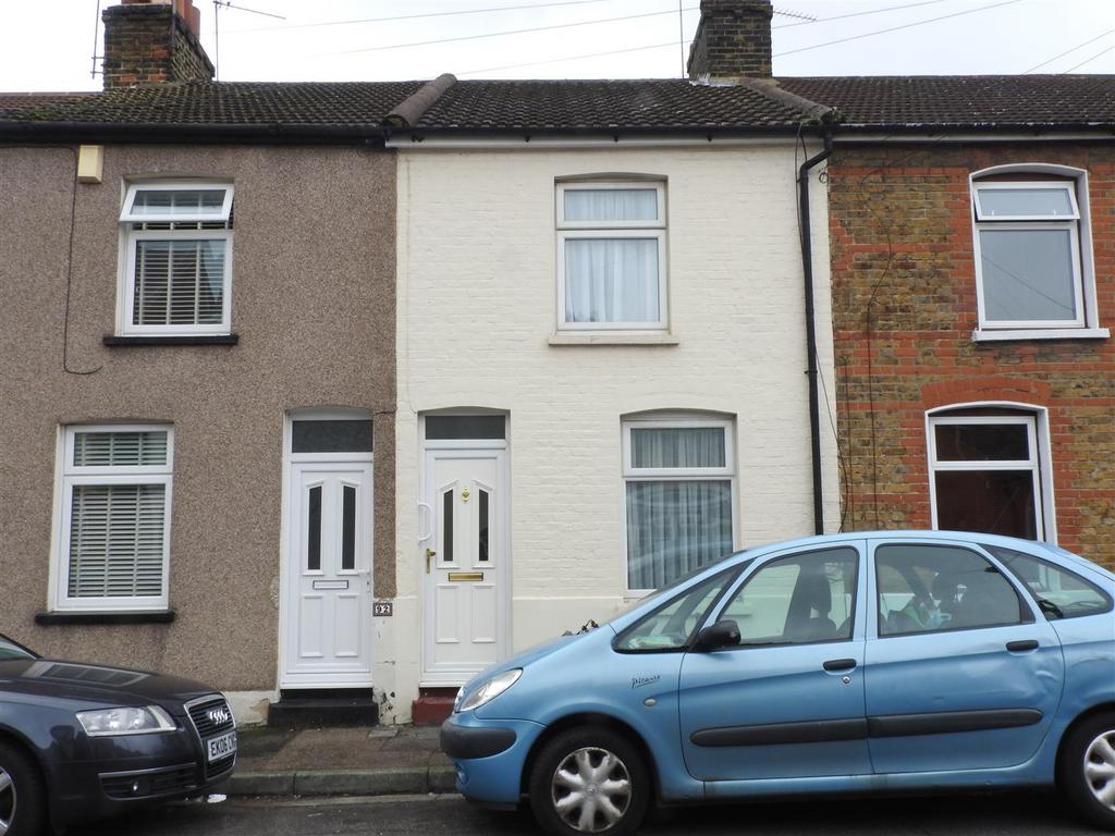 Alexandra Road, Gravesend 2 bed terraced house £1,200 pcm (£277 pw)