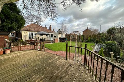 3 bedroom detached bungalow for sale, School Road, Hemingbrough, Selby